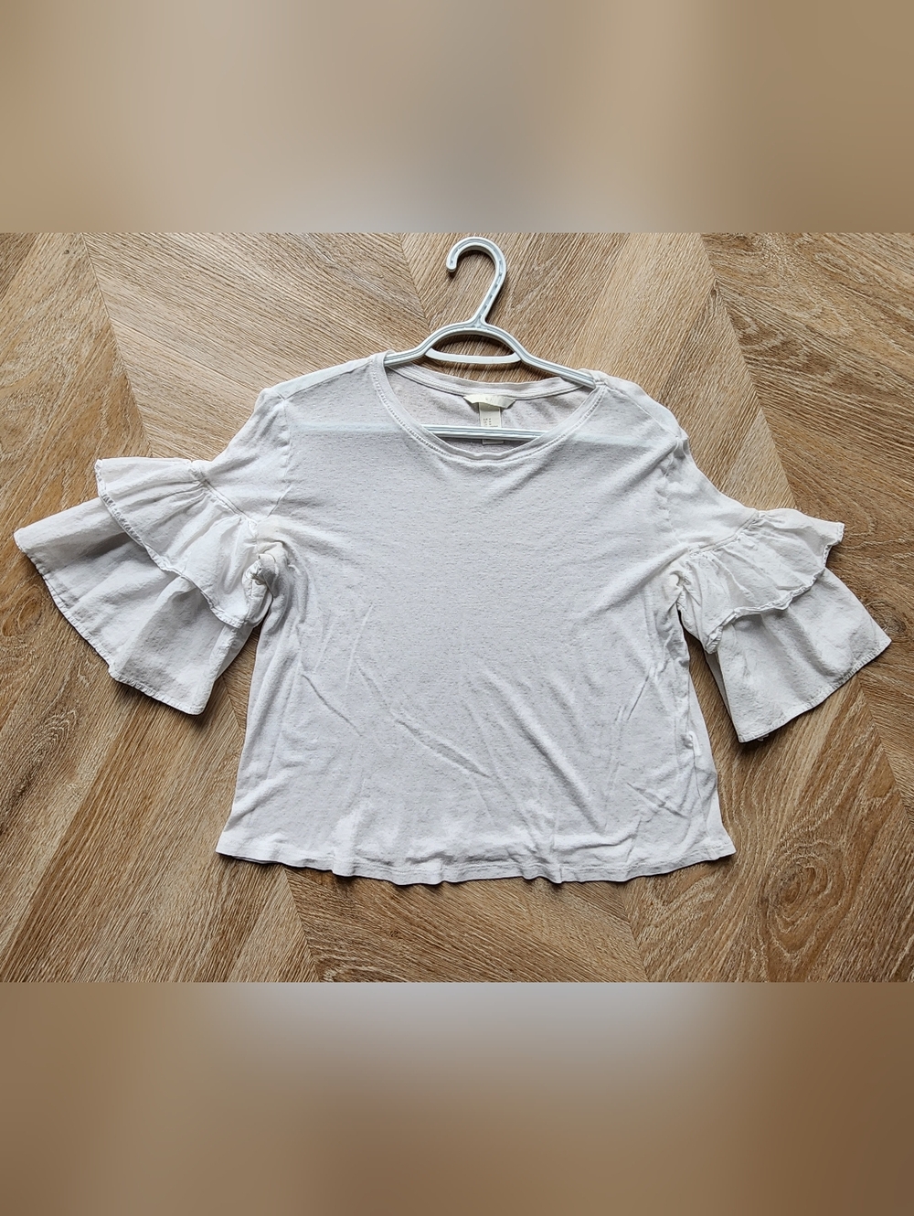Cute And Comfy H&M Jersey flounce-sleeved top